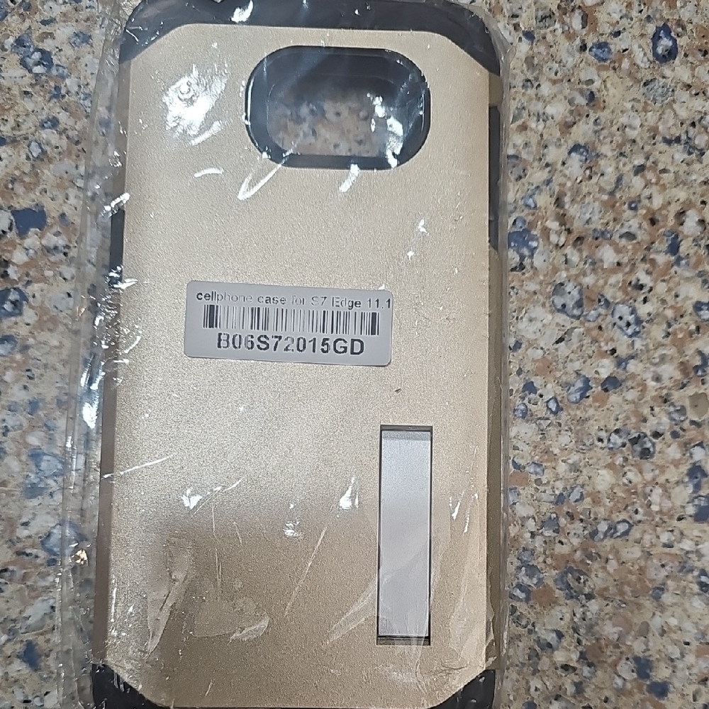NEW Gold Protective Cellphone Case for Samsung Galaxy S7 Edge 11.1
